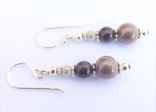 Load image into Gallery viewer, Grey & White Magic Bead Earrings