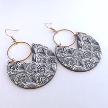 Load image into Gallery viewer, Blue & White, Wood & Gold Tone Earrings