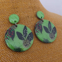Load image into Gallery viewer, Green & Black Floral Leaf Acrylic Earrings
