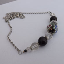 Load image into Gallery viewer, Handmade Floral Black & Clear Bead & Chain Necklace
