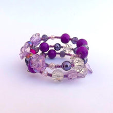 Load image into Gallery viewer, Purple Floral Butterfly Small Handmade Memory Wire Bead Bracelet
