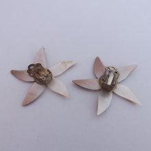 Load image into Gallery viewer, Vintage Mother of Pearl Shell Flower Clip on Earrings