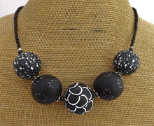 Load image into Gallery viewer, Black & White Kathryn Design Chunky 5 Bead Necklace