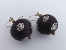 Load image into Gallery viewer, Black & White Koru Spiral Kathryn Design Bead Earrings on Sterling Silver Hooks