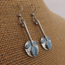 Load image into Gallery viewer, Blue Leaves on Silver Tone Circle, Drop Earrings