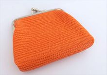 Load image into Gallery viewer, Vintage Style Coin Purse (Multiple Colour Options)
