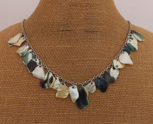 Load image into Gallery viewer, Cream & Green Mother of Pearl Shell on Chain, Collar Necklace