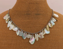 Load image into Gallery viewer, Cream & Green Mother of Pearl Shell on Chain, Collar Necklace
