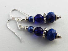 Load image into Gallery viewer, Dark Blue Crystal Bead Earrings