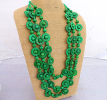 Load image into Gallery viewer, Green Chunky Wooden Bead Necklace