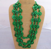 Load image into Gallery viewer, Green Chunky Wooden Bead Necklace