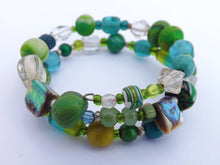 Load image into Gallery viewer, Green & Blue Beads Memory Wire Bracelet