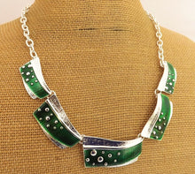 Load image into Gallery viewer, Collar Necklace & Earrings Set (5x colour options)