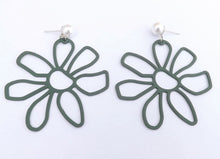 Load image into Gallery viewer, Large Frosted Flower with Faux Pearl Stud Setting (6x Colour Options)