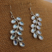 Load image into Gallery viewer, Leaves on Vine Lustre Earrings