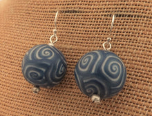 Load image into Gallery viewer, Navy Blue & White Handmade Kathryn Design Bead Earrings on Sterling Silver Hooks