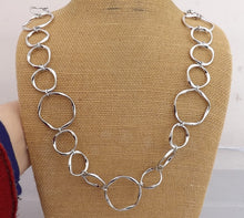 Load image into Gallery viewer, Silver Tone Chunky Chain Necklace