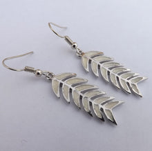 Load image into Gallery viewer, Sparkly White & Silver Tone Fern Earrings