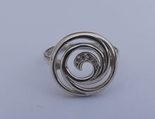 Load image into Gallery viewer, Spiral Sterling Silver Ring (size 9)
