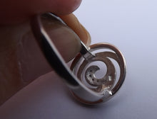 Load image into Gallery viewer, Spiral Sterling Silver Ring (size 9)