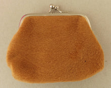 Load image into Gallery viewer, Velvety Vintage Style Coin Purse
