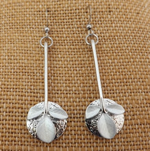 Load image into Gallery viewer, White Leaves on Silver Tone Circle, Drop Earrings