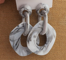 Load image into Gallery viewer, Chunky Acrylic Drop Earrings