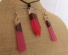 Load image into Gallery viewer, Wood & Mixed Pink Resin Pendant Necklace & Earrings Set