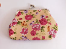 Load image into Gallery viewer, Floral Vintage Style Coin Purse