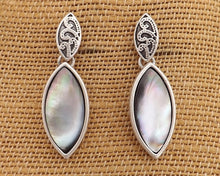 Load image into Gallery viewer, Mother of Pearl &amp; Silver Tone Pendant Necklace &amp; Earrings Set
