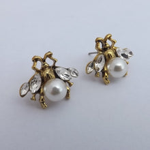 Load image into Gallery viewer, Bee Stud Earrings, Gold Tone
