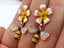 Load image into Gallery viewer, Bee &amp; White &amp; Yellow Flower, Gold Tone Stud Drop Earrings
