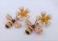 Load image into Gallery viewer, Bee &amp; White &amp; Yellow Flower, Gold Tone Stud Drop Earrings
