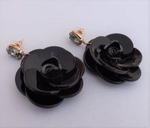 Load image into Gallery viewer, Black &amp; Grey Acrylic Flower Stud Earrings
