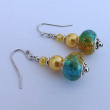 Load image into Gallery viewer, Blue &amp; Yellow Shatter Look Acrylic Bead Earrings
