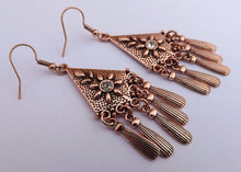 Load image into Gallery viewer, Bright Rose Gold Copper Tone Chandelier Drop Earrings
