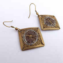 Load image into Gallery viewer, Bronze, Silver &amp; Copper Tone Vintage Braided Metal Earrings
