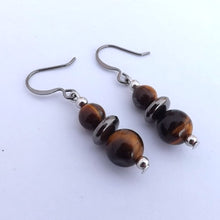 Load image into Gallery viewer, Brown Cats Eye Handmade Bead Earrings
