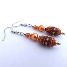 Load image into Gallery viewer, Brown &amp; Orange Handmade Bead Earrings (Made in NZ)
