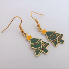 Load image into Gallery viewer, Christmas Tree Pendant &amp; Earrings Set
