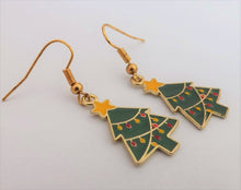 Load image into Gallery viewer, Christmas Tree Pendant &amp; Earrings Set
