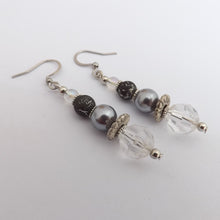 Load image into Gallery viewer, Clear, Grey &amp; Silver Handmade Bead Earring
