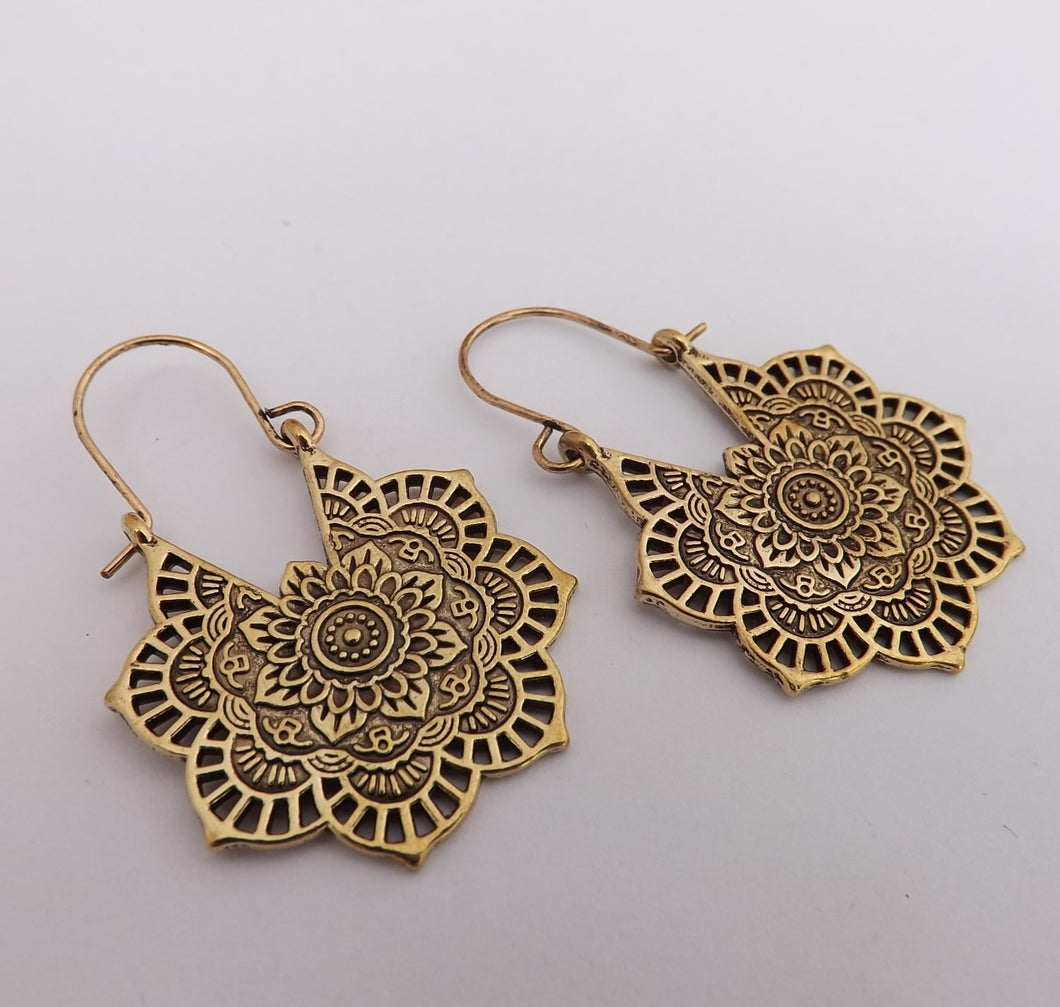 Floral Hoop Drop Earrings (two colour options)