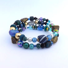 Load image into Gallery viewer, Dark Blue, Teal &amp; Bronze Handmade Memory Wire Bead Bracelet
