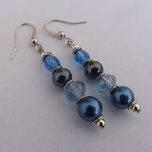 Load image into Gallery viewer, Dark Mixed Blue Handmade Bead Earrings
