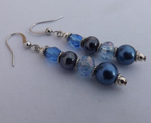Load image into Gallery viewer, Dark Mixed Blue Handmade Bead Earrings
