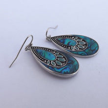 Load image into Gallery viewer, Dark Blue Paua &amp; Silver Tone Teardrop Earrings
