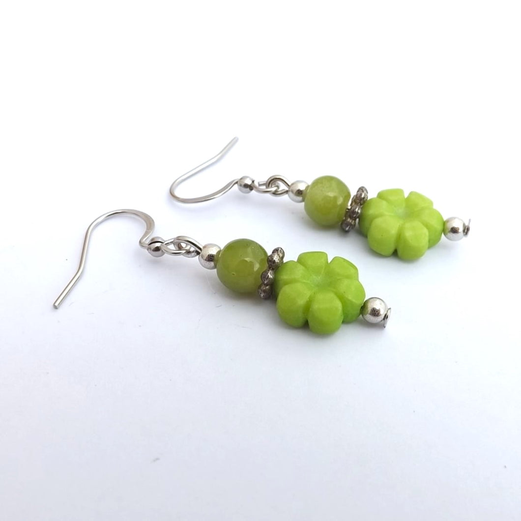 Green Floral Handmade Bead Earrings