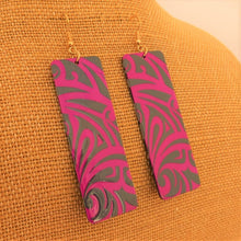 Load image into Gallery viewer, Hot Pink &amp; Grey Pattern Rectangle Acrylic Earrings
