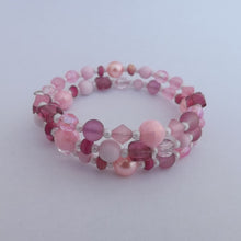 Load image into Gallery viewer, Light Pink &amp; Pearl Handmade Memory Wire Bracelet
